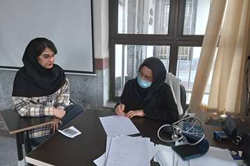 ارائه خدمات سلامت به دانشجویان دانشکده داروسازی